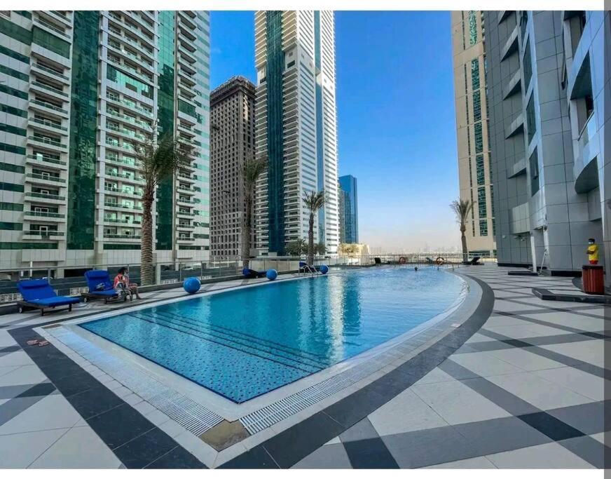 Deal!!! Brand New 1 Bed Condo In The Heart Of Dubai Marina Екстер'єр фото